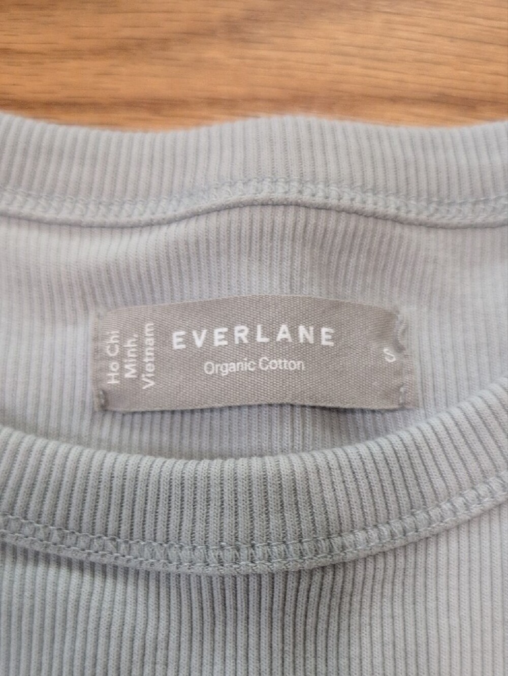 Everlane Pale Blue Ribbed Crop Tee - Picture 2 of 3